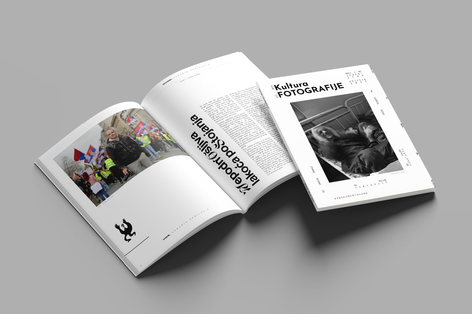 Drugi broj magazina prikazan otvoren gde se vidi unutrašnja strana i zatvoren sa vidljivom naslovnom.