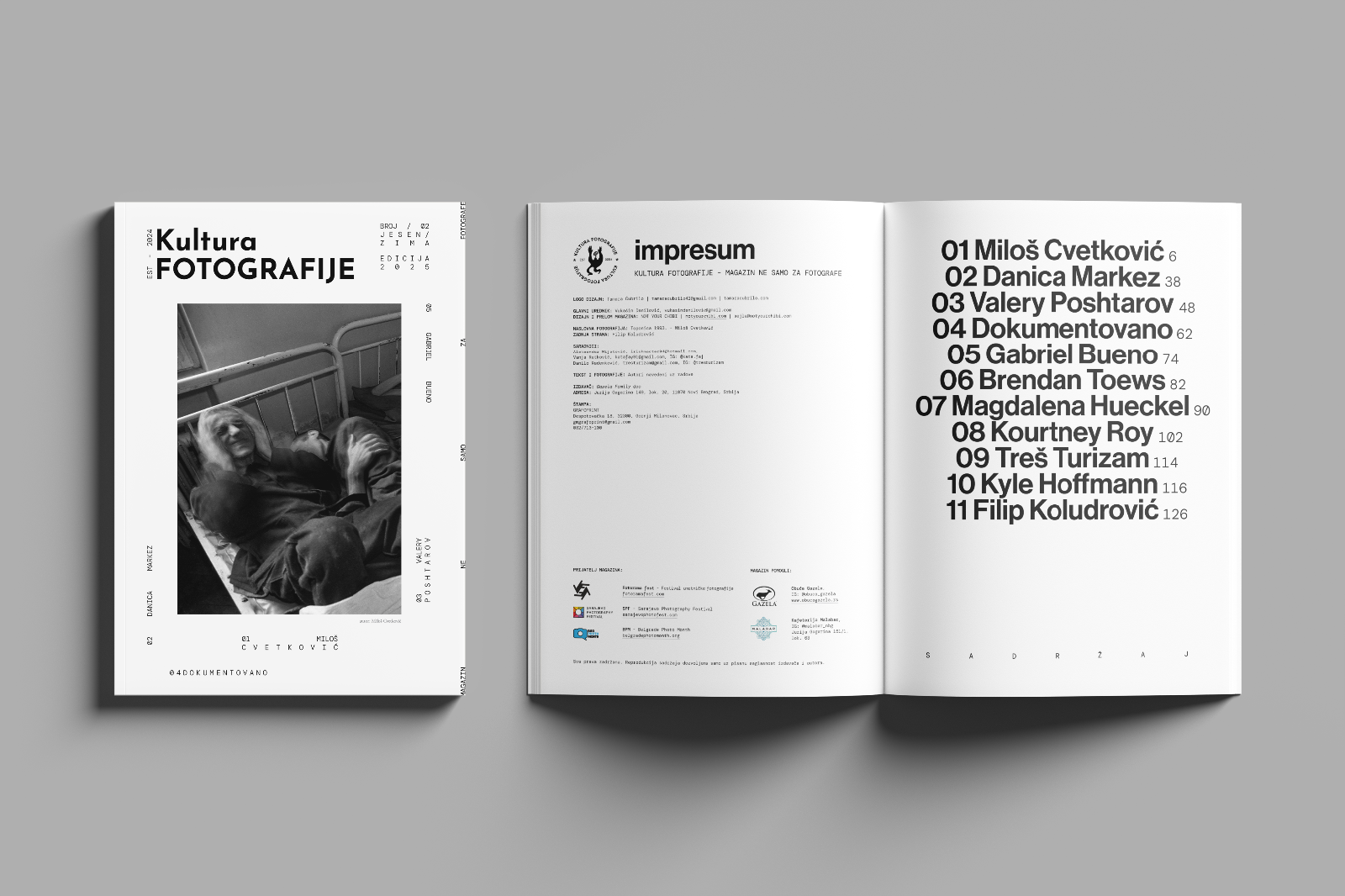 Mokap drugog broja magazina Kultura Fotografije gde se vide korice i unutrašnja strana sa sadržajem.